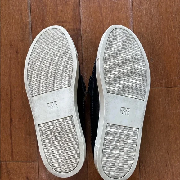 Frye Women’s Black Leather Slip-On Loafers - Picture 6 of 7